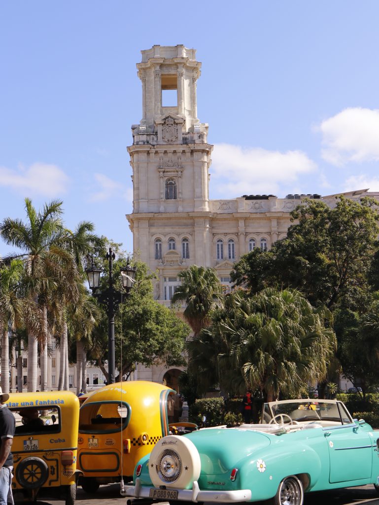 Coches clasicos en la habana
