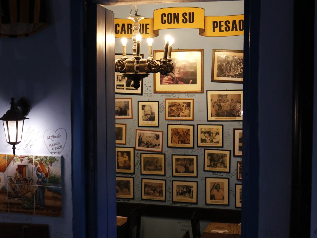 Interior de la bodeguita de en medio