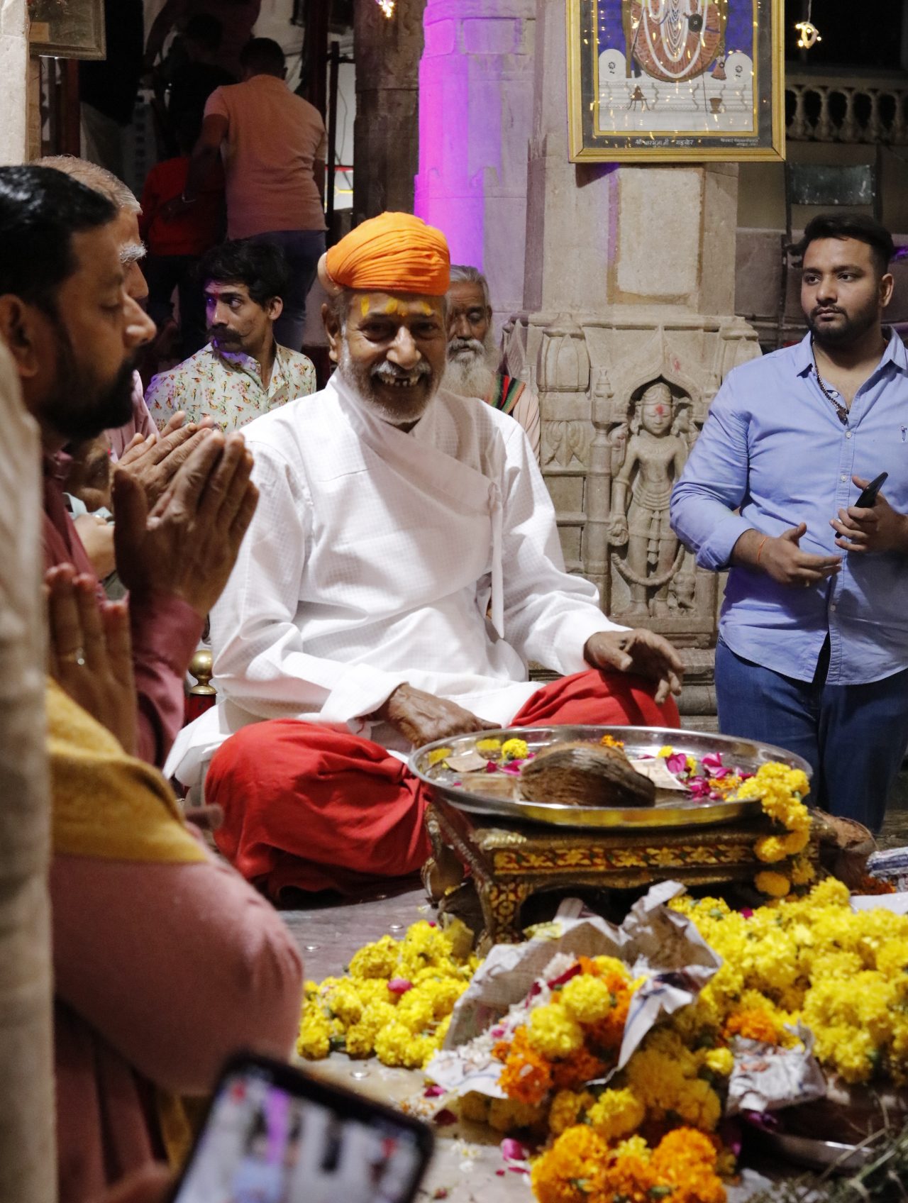 guru hindu