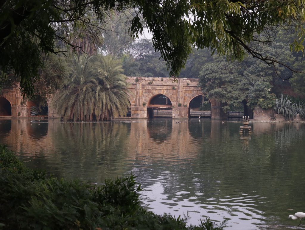 puente en Jardines de Lodhi