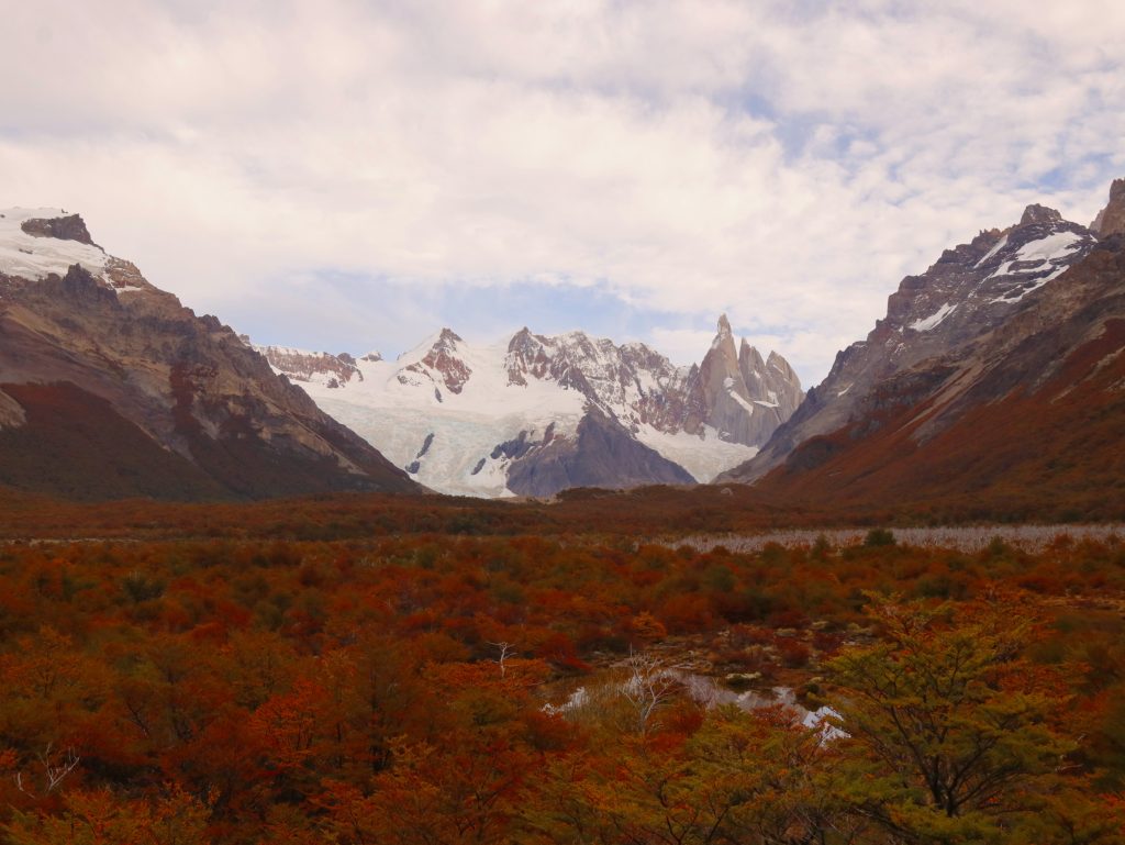 cerro torre en otoño